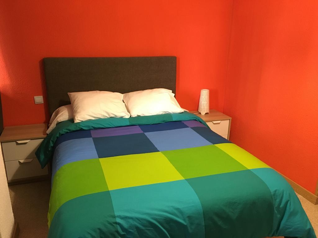Hostal Tres Cantos Bagian luar foto