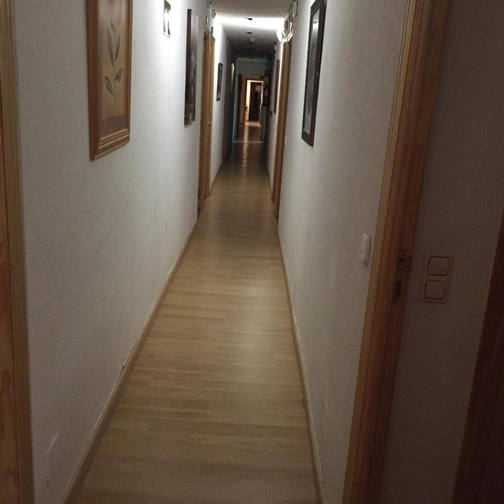 Hostal Tres Cantos Bagian luar foto